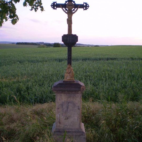 Pamětní kříž severně od Strojetic u Podbořan