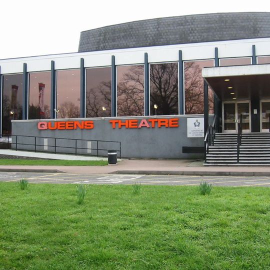 Queen's Theatre