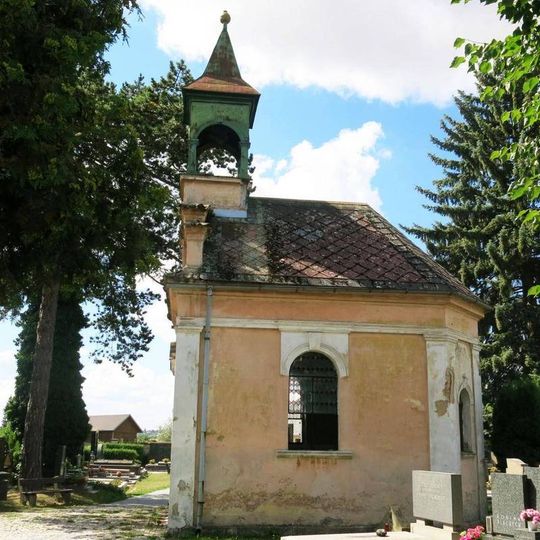 Kaple na hřbitově v Jičíně