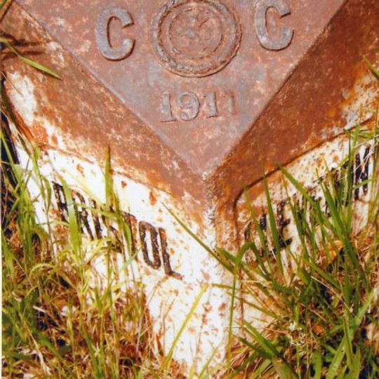 Milepost, Clevedon Road, by No. 97, Tickenham Village