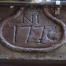 Casa amb llinda gravada