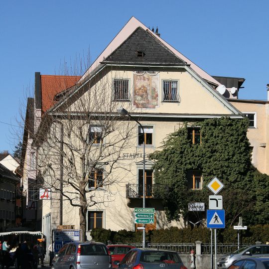 Bürgerhaus, Stadtapotheke