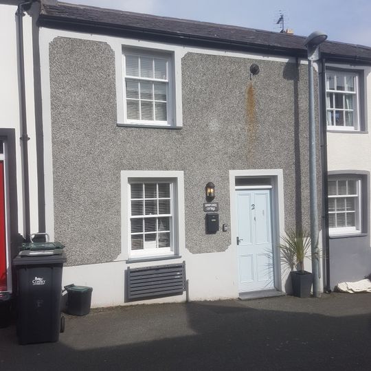 2,Erskine Terrace,Town Centre Conwy