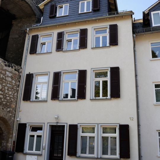 Turmstraße 12