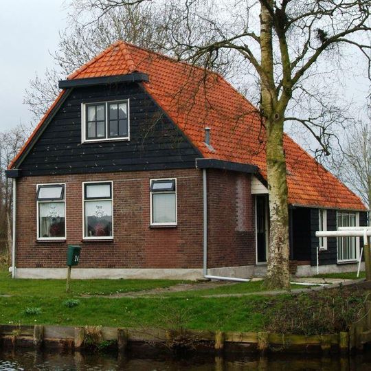Dwarsgracht 24,  8355CT  Giethoorn