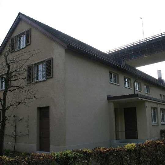 Residential building no. 24 at the Limmatwerk