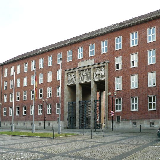 Kurt-Schumacher-Kaserne