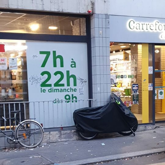Carrefour market