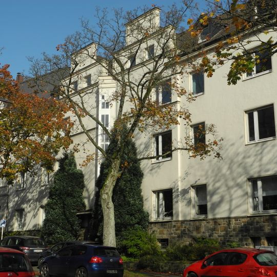 Mozartstraße 64