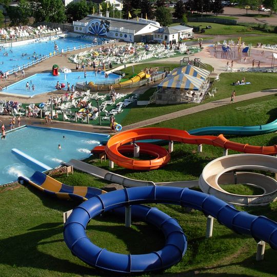 Magic Mountain Water Park