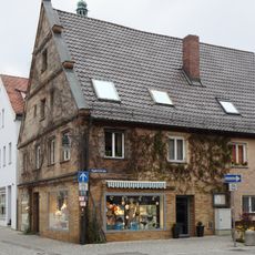 Hauptstraße 8