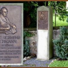 Gedenkstein Hauptstraße 2 (bei)