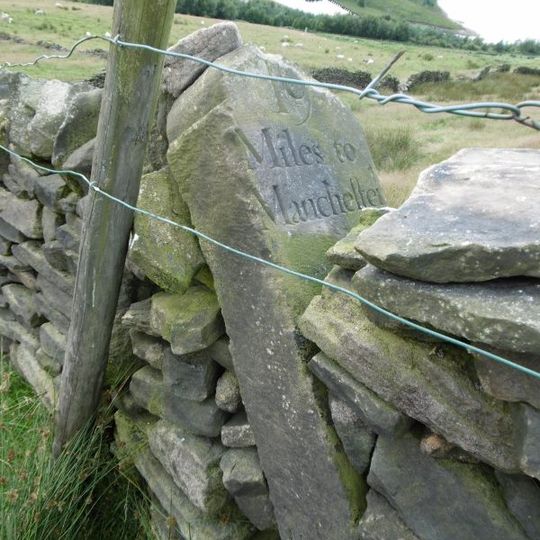 Milestone, Pikenaze Hill