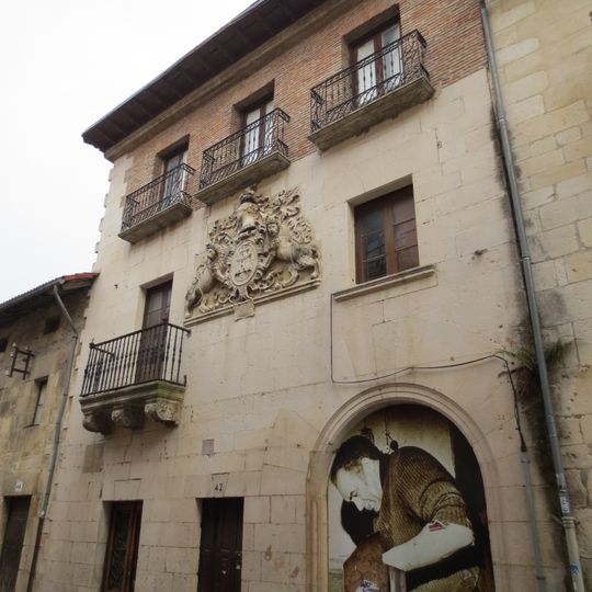 Casa De Luzuriaga