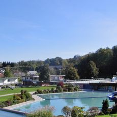 Stadtbad, Außenbereichsbauten