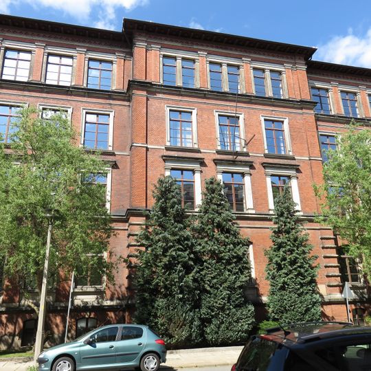 Schule Fritz-Matschke-Straße 21