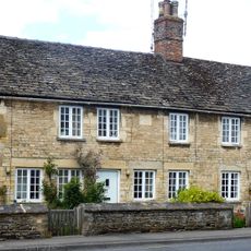 5,7 And 9, Spitalgate Lane