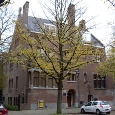 Linkerdeel van dubbele villa