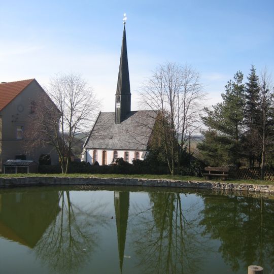 Kirche , Kirchhof und Einfriedung Dorfstraße -
