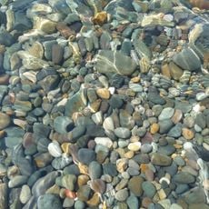 Yashmovyi beach