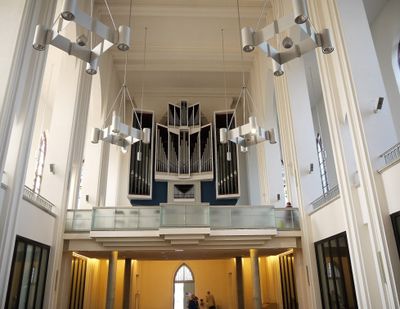 Interior 0