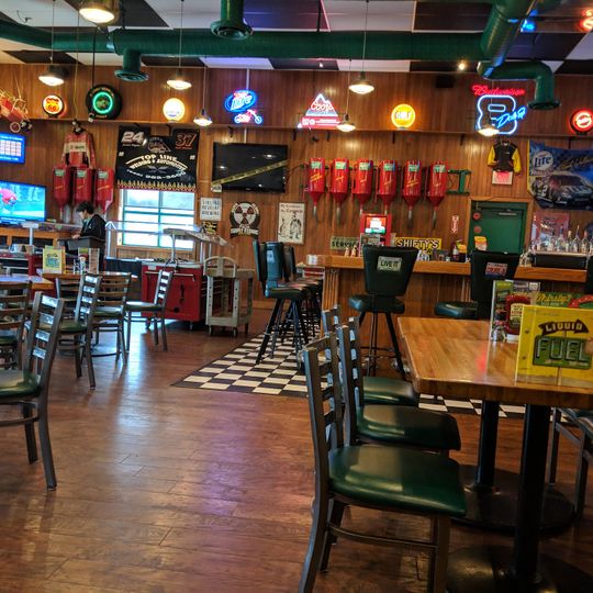 Quaker Steak & Lube