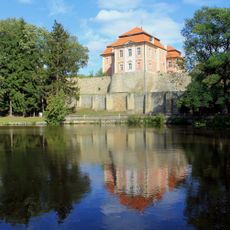 Chvalkovice Castle