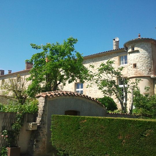 Château de Montdragon
