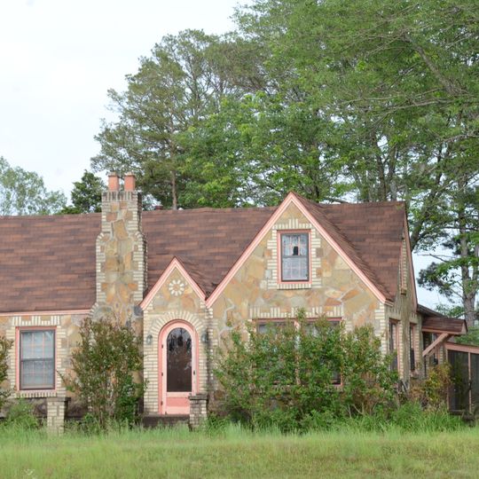 Earl and Oza Crownover-Brown House
