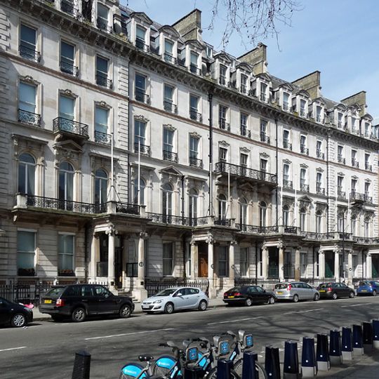 11-16, Grosvenor Crescent Sw1