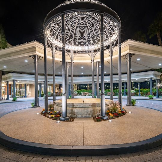 Balboa Bay Resort