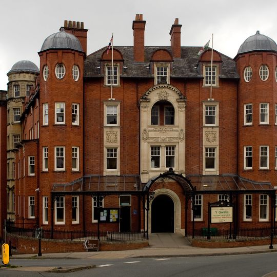 Llandrindod Wells Library