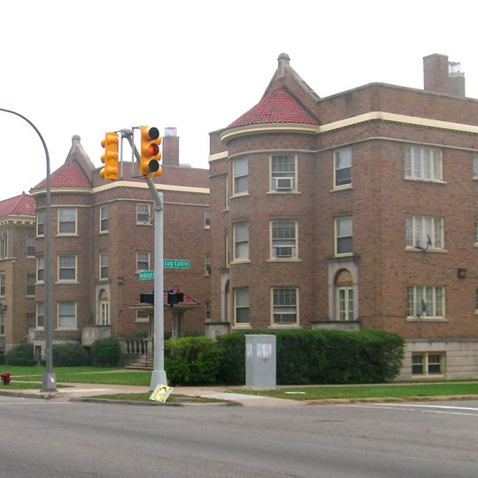 Palmer Park Boulevard Apartments District