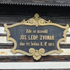 Pamětní deska na rodném domu J. L. Zvonaře v Kublově