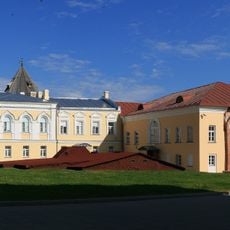 Владичний двір