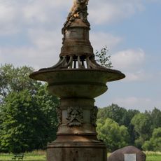 Cast Iron Fountain, Pavlovsk park