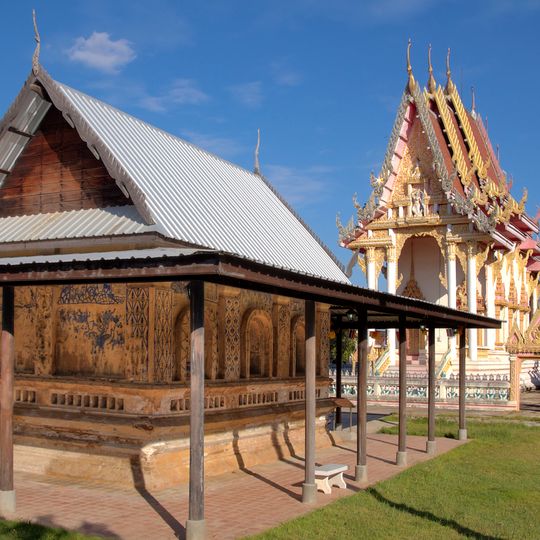 Wat Sanuan Wari Phatthanaram