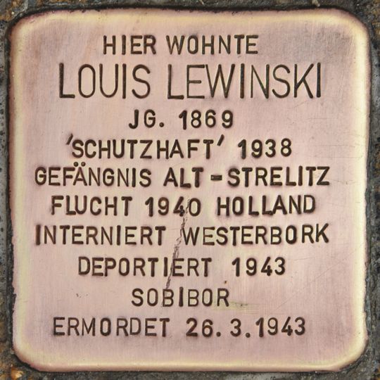 Stolperstein dedicated to Louis Lewinski