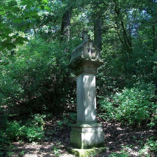 Boží muka na křížové cestě Rokycany - 8. zastavení