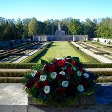 Brāļu kapu ansamblis