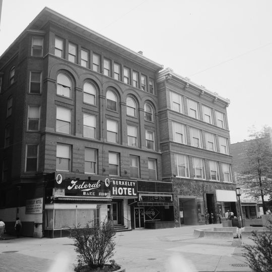 Rossmore Apartment House