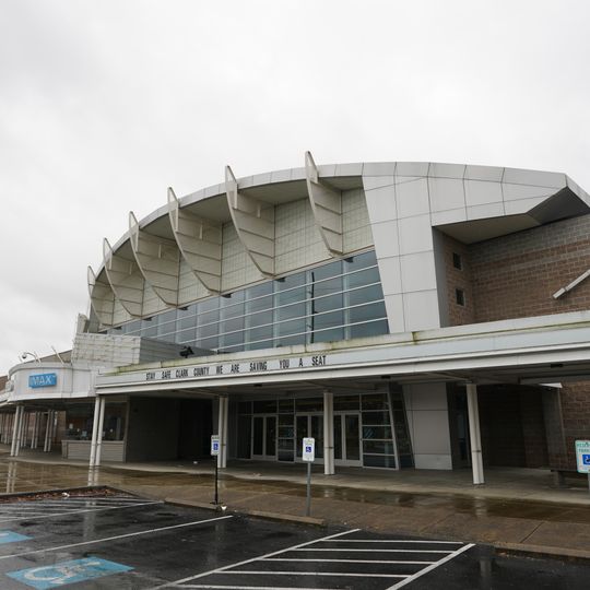 Regal Cascade Stadium 16 IMAX & RPX