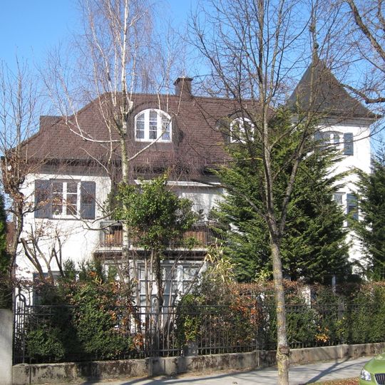 August-Exter-Straße 19