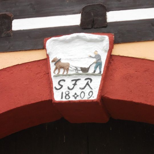 Wohnhaus, Seitengebäude und Scheune eines Ackerbürgerhofes Am Markt 1