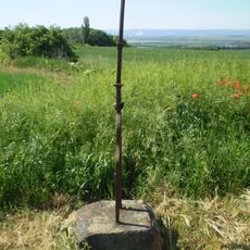 Kříž jihozápadně od Pšova u Podbořan