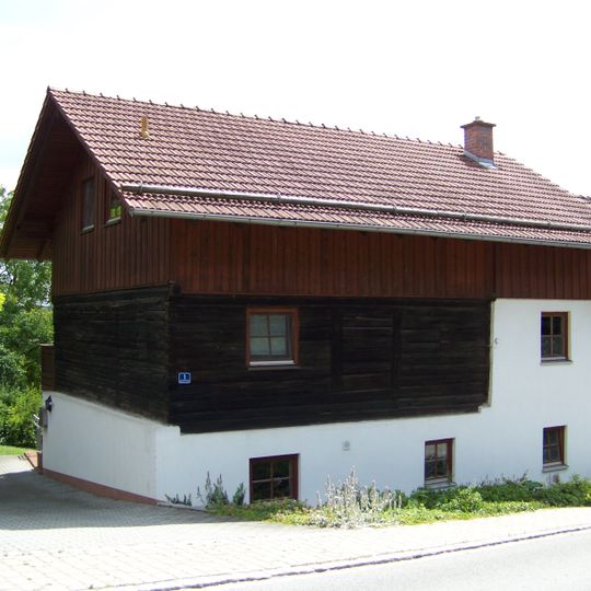 Ehemaliges Kleinbauernhaus