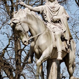 Statue équestre de Louis XIII