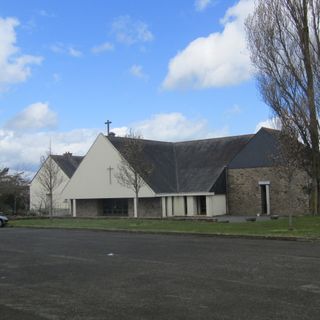 Église Saint-Guénolé de Ginglin