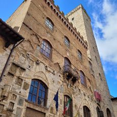 Palazzo comunale, Pinacoteca, Torre Grossa