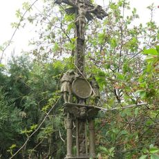 Kříž v Sebuzíně u nádraží